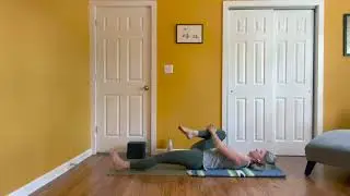 Shoulder and Wrist-friendly Mindful Flow