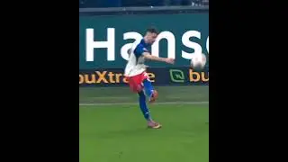 Este golazo lo anot&oacute; un central 🔥 Luka Vu&scaron;ković, recuerden ese nombre  👀 #Shorts | ESPN Deportes