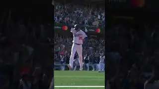 Gavin Lux&rsquo;s magical walkoff!