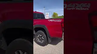 2018 TOYOTA TACOMA - LOW KM - AVAILABLE AT FORBES TOYOTA!!