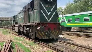 33up pak business express with green line coaches arriving at Multan railway station/ Karachi Lahore