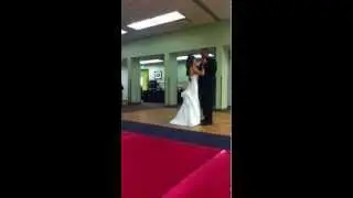 Katelyn Oviatt wedding dance with her father