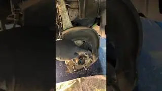 Failing Wheel Bearing Noise LS430 #mechanic #repair #lexus #ls430 #wheelbearing