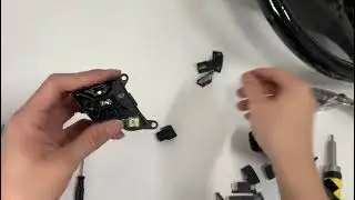 How to replace the steering wheel buttons of Mercedes Benz W166 W204