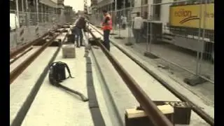 edilon)(sedra Corkelast ERS (Embedded Rail System) for HTM The Hague - Slipform Paver