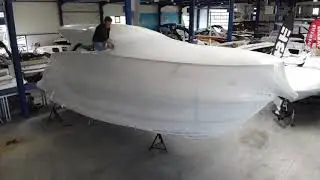 Unpacking Jeanneau Leader 33