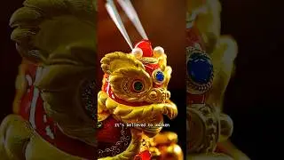 Forbidden Technique: Hand-Shaping a Gold Lion!