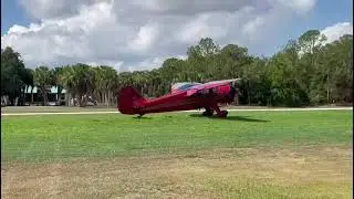 Stinson Reliant V-77 landing