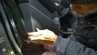 2005 - 2011 Mercedes B200 W245 Master Window Switch Replacement and Door Panel Removal.