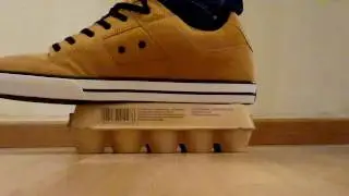 Crushing egg carton