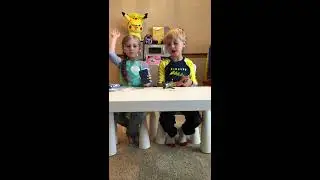 Elle and special guest dual Pok&eacute;mon packs Part 1
