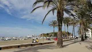 Llan&ccedil;&agrave; Costa Brava, Relaxing Walk Beach Spain