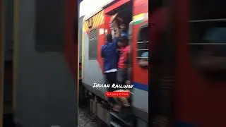💚Amrapali Express WLP7 😍✈️ #locomotive #locopolit #shorts #yt #railway
