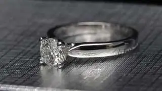 custom solitaire diamond engagement ring