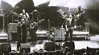 THE MAIN SQUEEZE LIVE - With a Little Help from My Friends