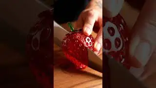 🍓 Crystal Clarity The Hyper-Realistic Glass Strawberry #aiasmr #asmr #oddlysatisfying