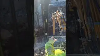 Digging and solloing out rock and soil