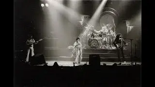 Queen live big spender montage 1977 (NA ADATR TOUR)