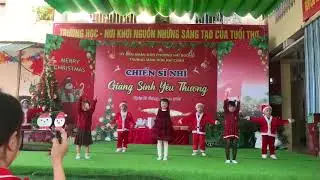 Đức Phúc kỷ Niệm tuổi thơ  Noel2025 4tuổi 