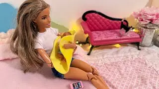 (Barbie toys)     Day in the life Barbie!!! 