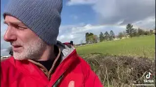 Andrew lincoln manda sauda&ccedil;&otilde;es aos seus f&atilde;s 