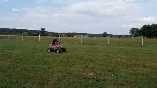 Quad 125 spalinowy Hecht made for fun.