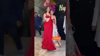 Ananya Pandey 🆚 Sara Ali Khan 💕 saree look hot red dress 💕#trending #viral #bollywood #shorts
