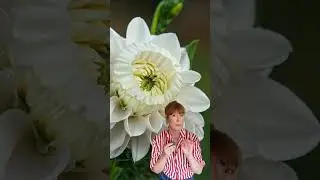 The Internet is Losing Its Mind Over This Next &ldquo;It Flower&rdquo;