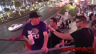 Touching Strangers Hands On Escalator In Las Vegas! woooow