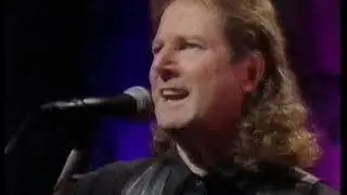 Roger McGuinn 'King of the Hill' live 1991 on BBC's The Late Show.