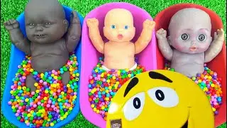 Full of 3 Rainbow Bath Tubs Candy with M&M's & Magic Slime Cutting