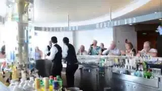 Martini Bar Drink Wave Celebrity Infinity