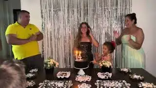 Soph 14 anos 
