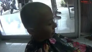 Nekat Potong GUNDUL!!! || Women Gets Headshave