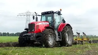 Ploegen met MF6485 Dyna. Loon- en grondverzet. Overschild B.V.