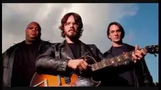 Mud - North Mississippi Allstars Barnyard 2006