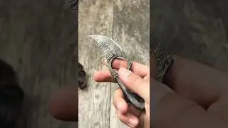 #handmadeknife #huntingknife #usa #bladeshow #knifesharpening #youtubeshorts 📸 #damascuschefknife 🫠