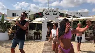 Saxophone Music - LuGotti&acute;s Improvisation at Ushua&iuml;a Ibiza