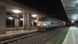 L'INCREDIBILE STROMBAZZATA del CAIMANO E656.564 in transito ad ACIREALE!!!!