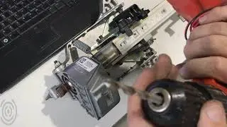 Remover a ELV travada das Mercedes B200 A200 B180 - NASSCAR Scanners
