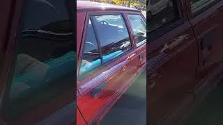 Renault 9 turbo au rassemblement des g&eacute;n&eacute;raux de la m&eacute;canique Boulazac