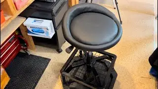 Great Quality! Rolling Bench Stool by VEVOR