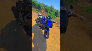 R15 v4 status video #shortsfeed #shorts # vlogs - 220f - R15 v4 zx10r mirror