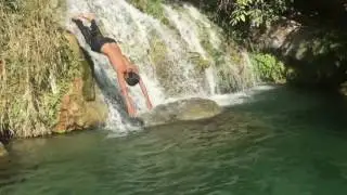 neelwan valley waterfall With APPLE MAN