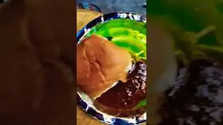 Cheap vs expensive vadapav#vadapav #fastfood #streetfood