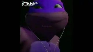 Микки отжигает