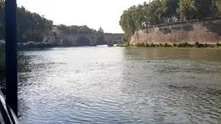 Tiberina Island / Little island in the city center of Rome