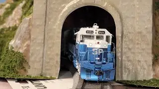 SP SD45X Hauling A Manifest Down The Mountains. #train #railway #modelrailroad 