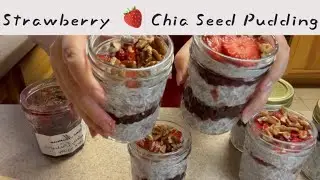 🥄 Gut-Healthy Chia Pudding with Kefir & Strawberries (in Glass Jars!) 🍓