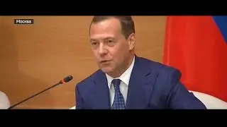 &laquo;Единая Россия&raquo; - Медведеву: вице-спикер по строительству Виталий Мутко &ndash; это смешно
